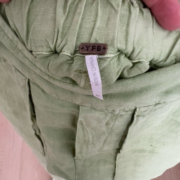 Linen Blend Pant by Young Fabulous and Broke Size Medium - Picture 4 of 4